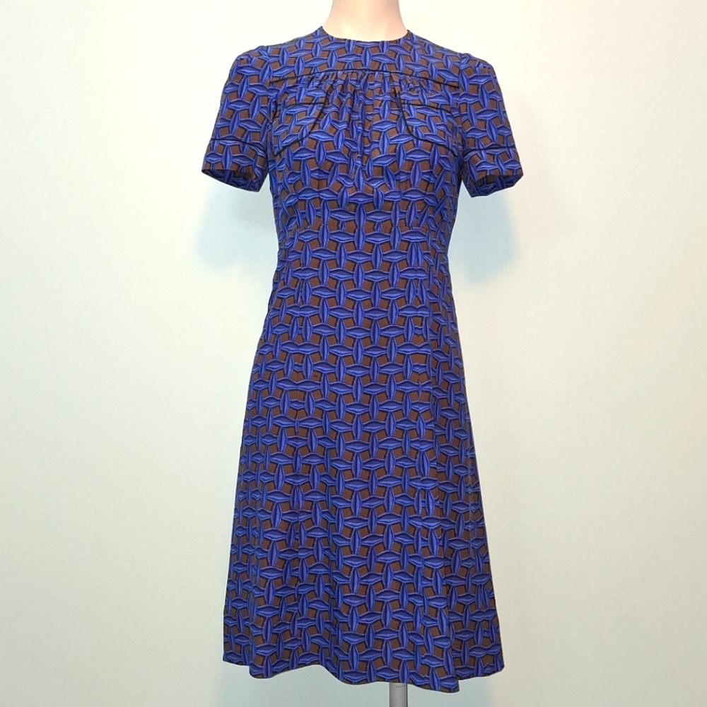 Louis Vuitton 1️⃣0️⃣0️⃣0️⃣ NWOT authentic  printed silk dress